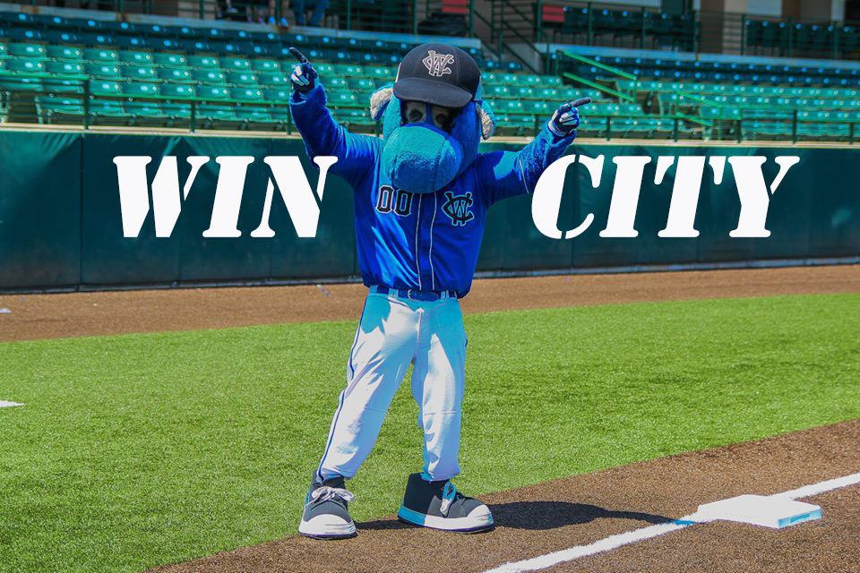 Windy City ThunderBolts (@wcthunderbolts) • Instagram photos and